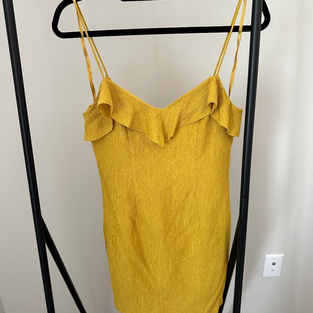 NWT Yellow Crinkle Ruffle Mini Dress – Size S, Spaghetti Straps, Feminine Summer